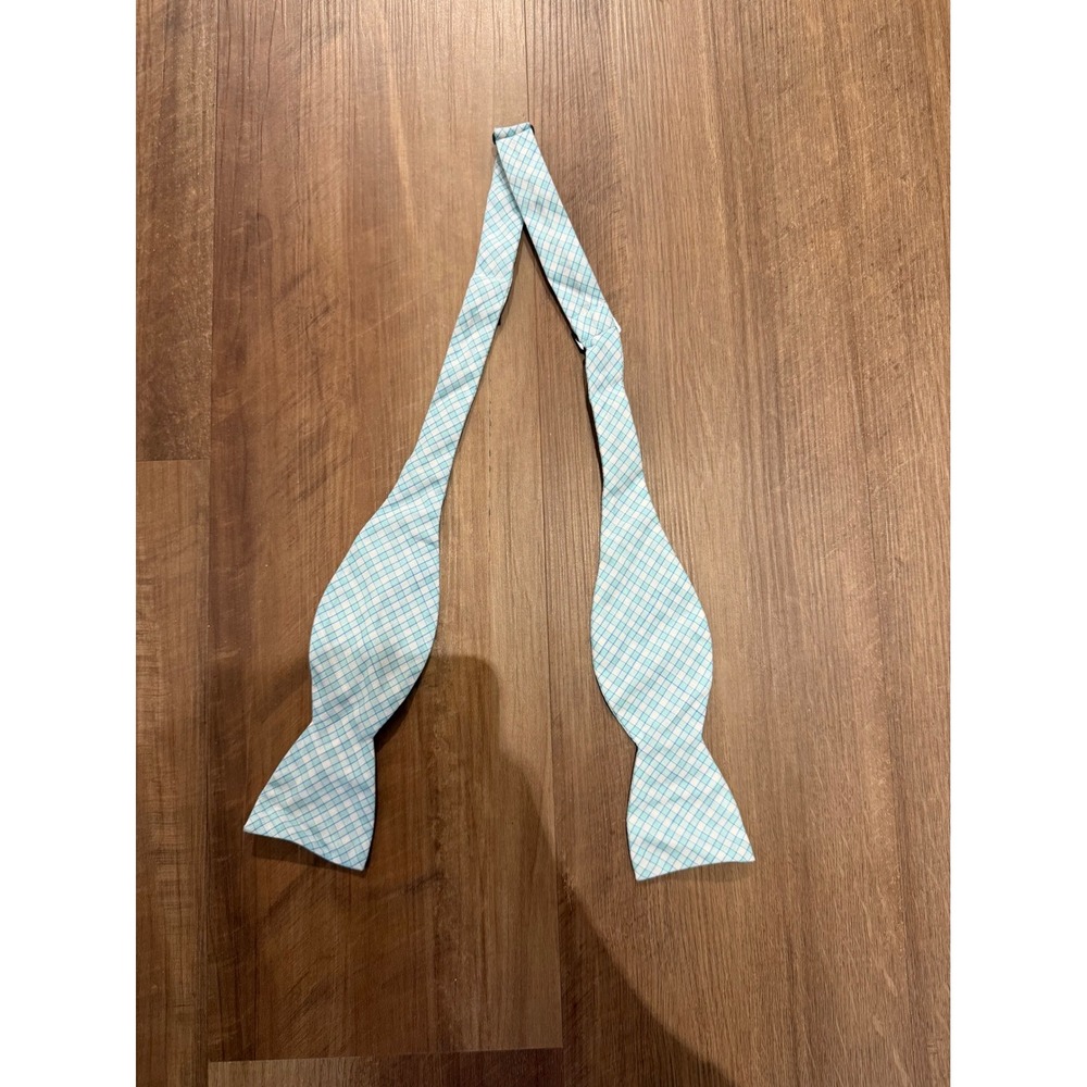 Vineyard Vines Bow Tie Mens OS Blue Gingham Plaid Cotton Self Tie USA Made
